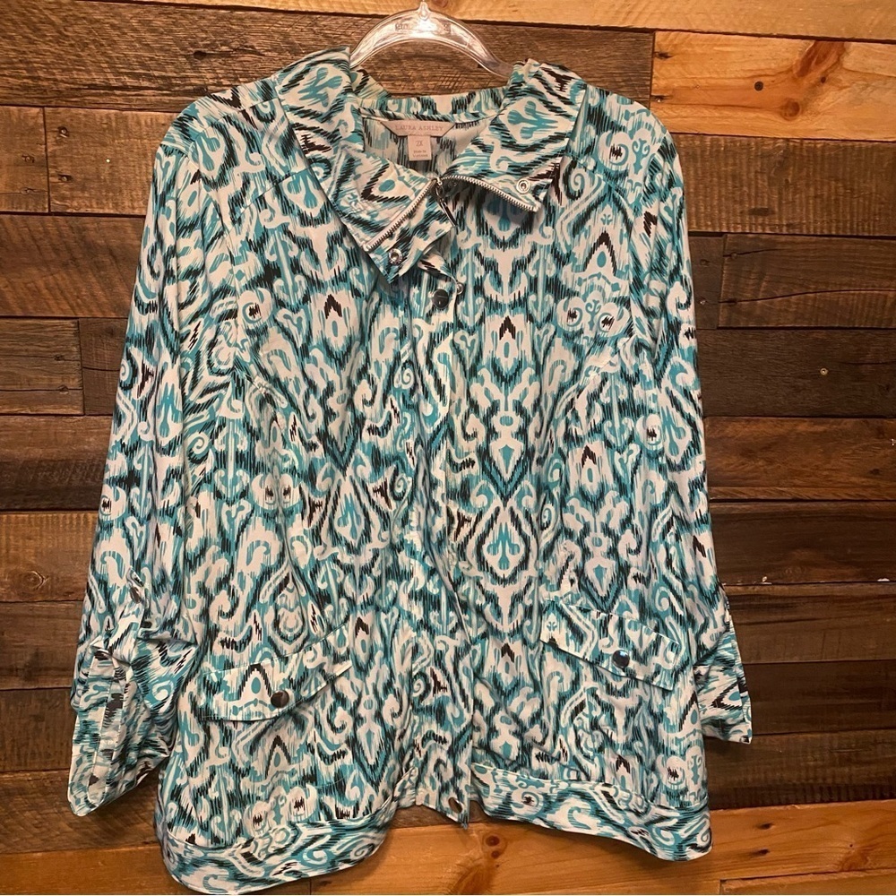 Laura Ashley Blue Black Printed Tab Sleeve Zip Up Windbreaker Jacket